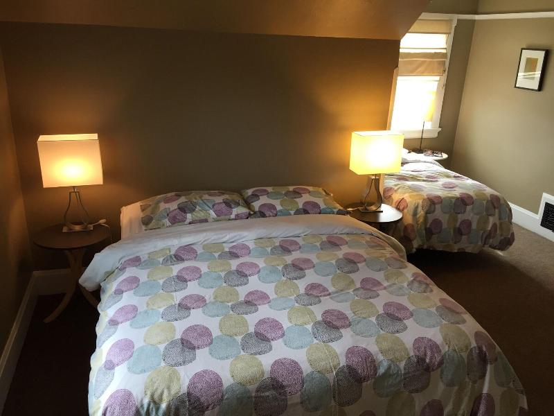 Portland International Guesthouse image