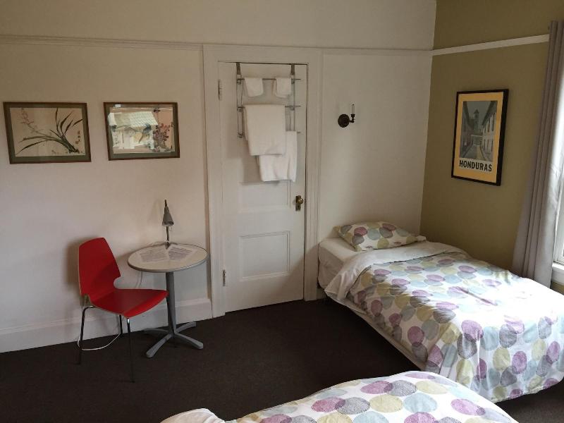 Portland International Guesthouse image