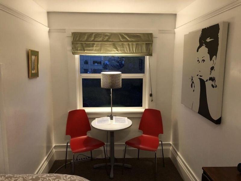 Portland International Guesthouse image