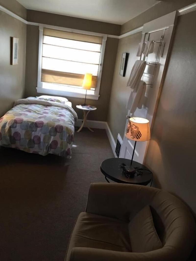 Portland International Guesthouse image