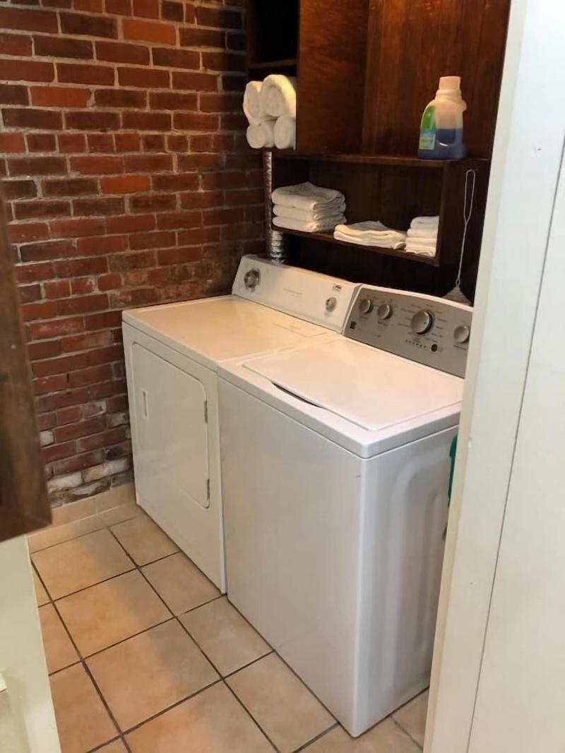Portland International Guesthouse image