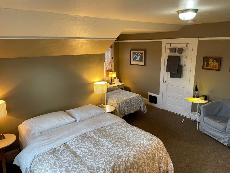 Portland International Guesthouse image