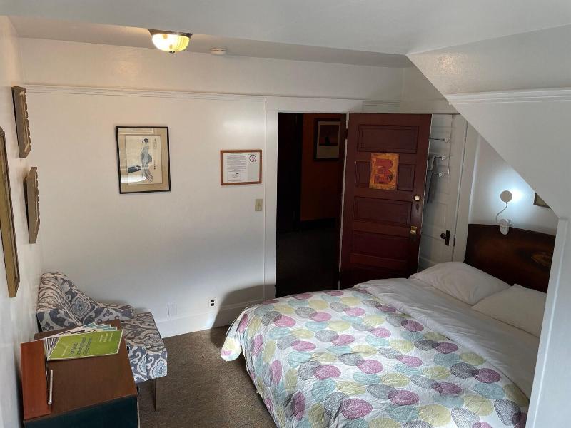 Portland International Guesthouse image
