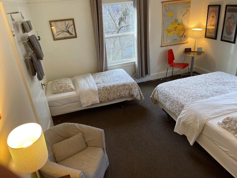 Portland International Guesthouse image