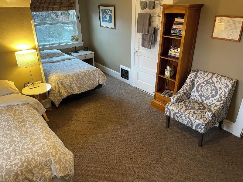 Portland International Guesthouse image