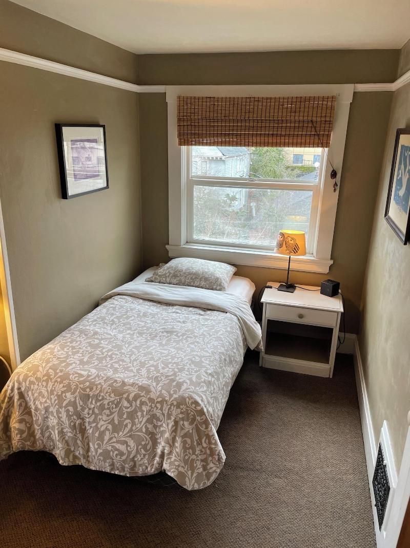 Portland International Guesthouse image