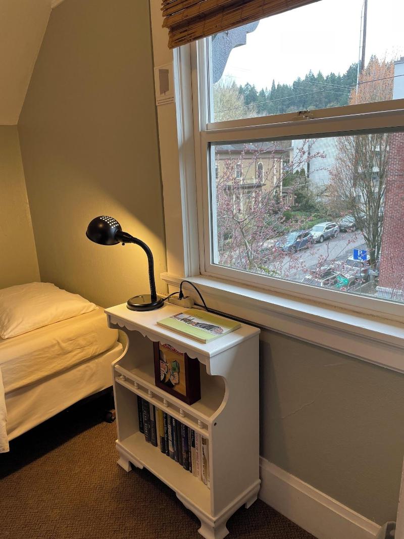Portland International Guesthouse image