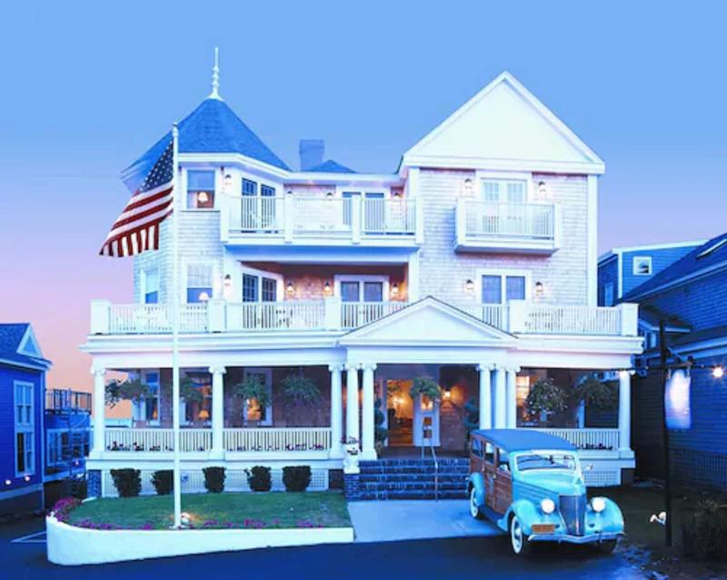 Anchor Inn Beach House — main photo