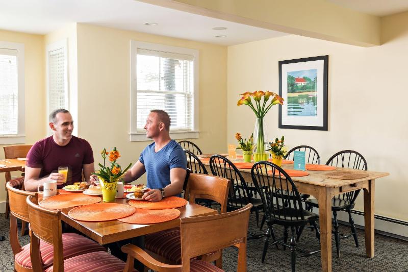 Brass Key Guesthouse - Adults Only