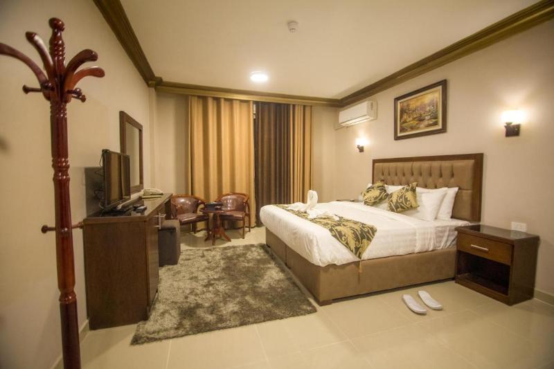 Grape Village Hotel image