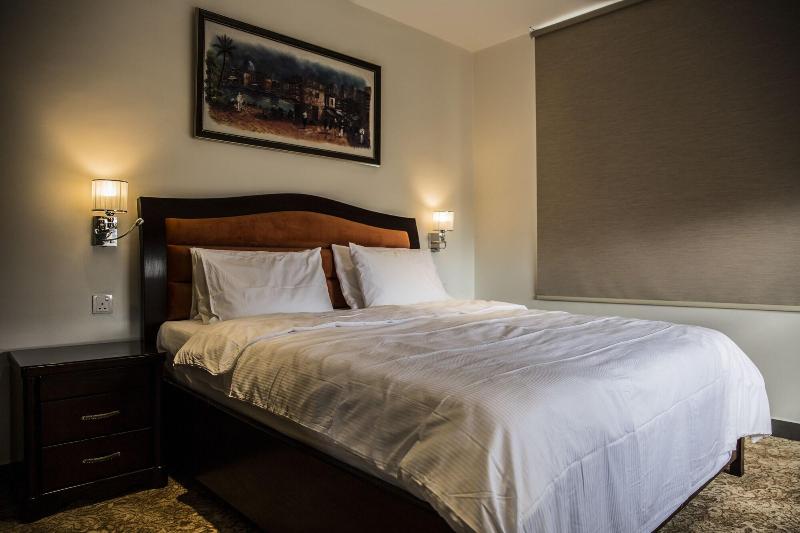 Naylover Hotel Suites image