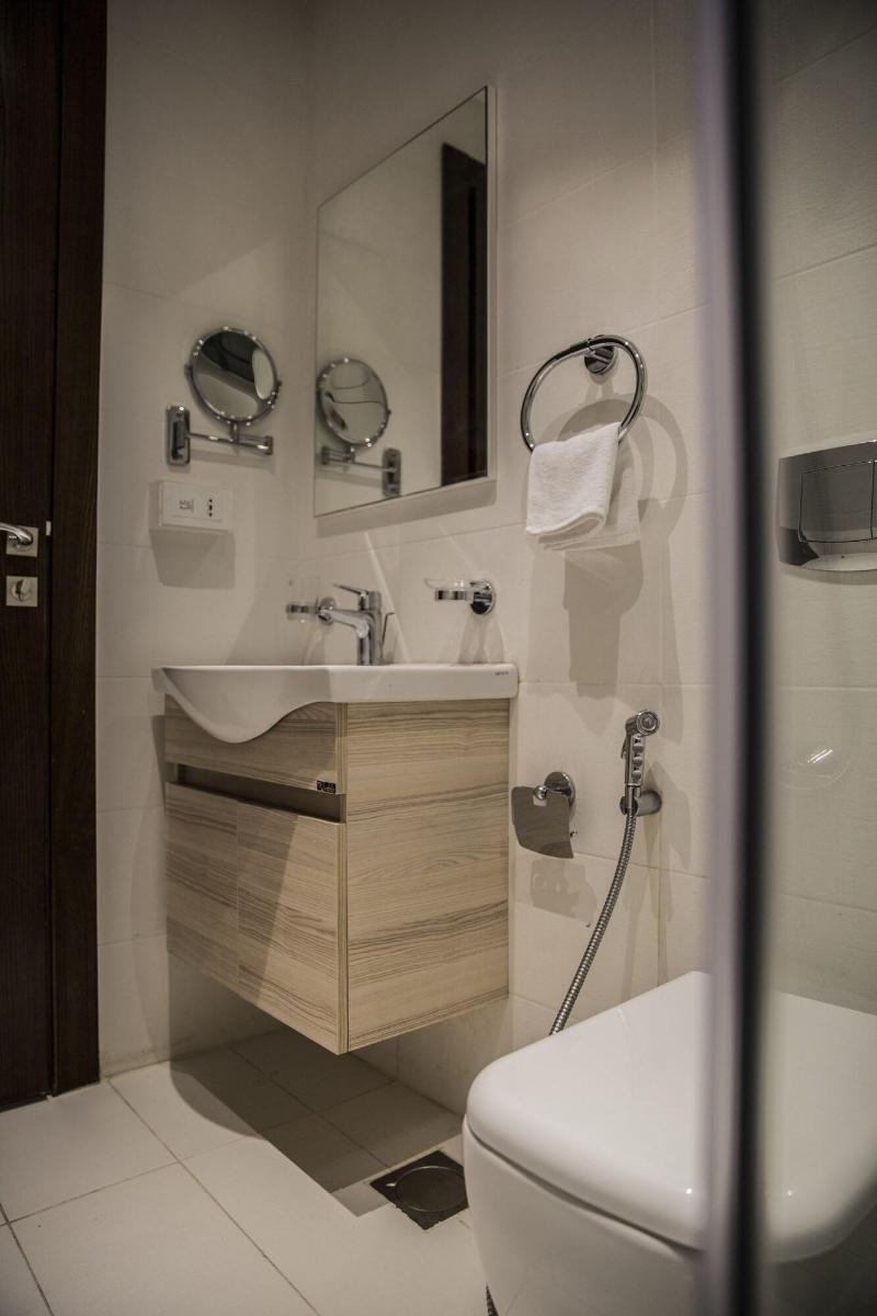 Naylover Hotel Suites image
