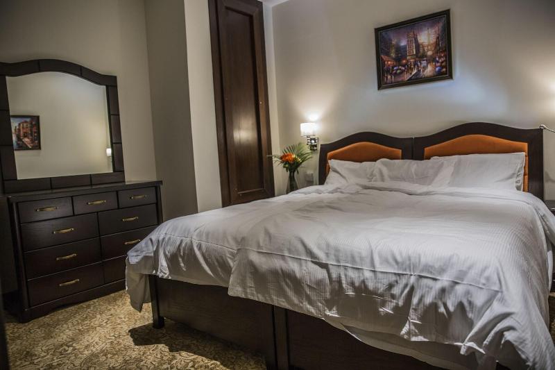 Naylover Hotel Suites image