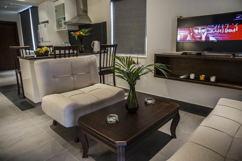 Naylover Hotel Suites image