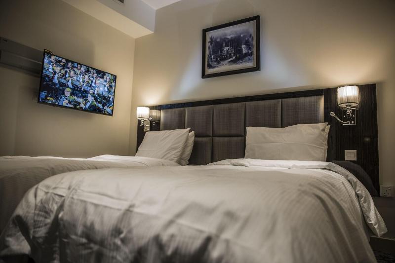 Naylover Hotel Suites image