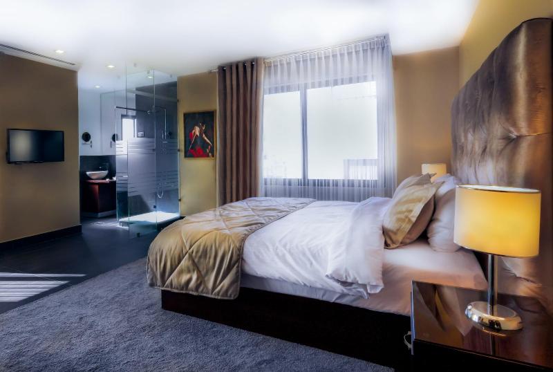 Nadine Boutique Suites image