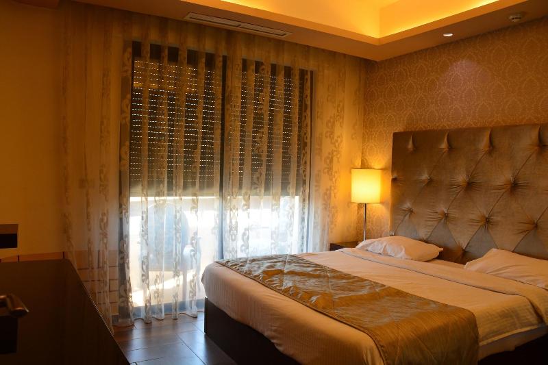 Nadine Boutique Suites image