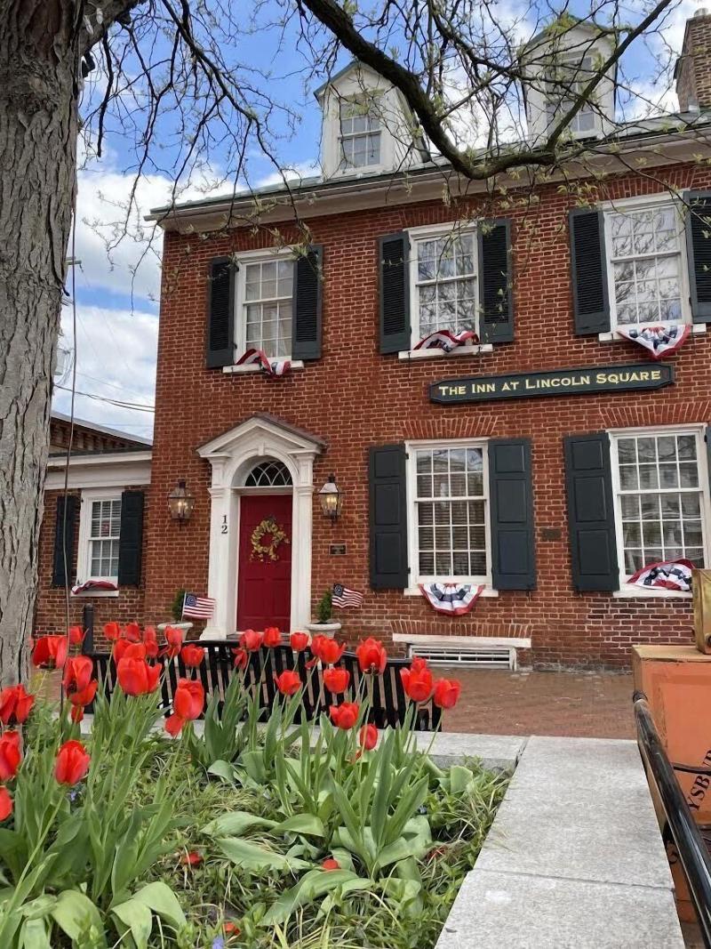 Inn At Lincoln Square image