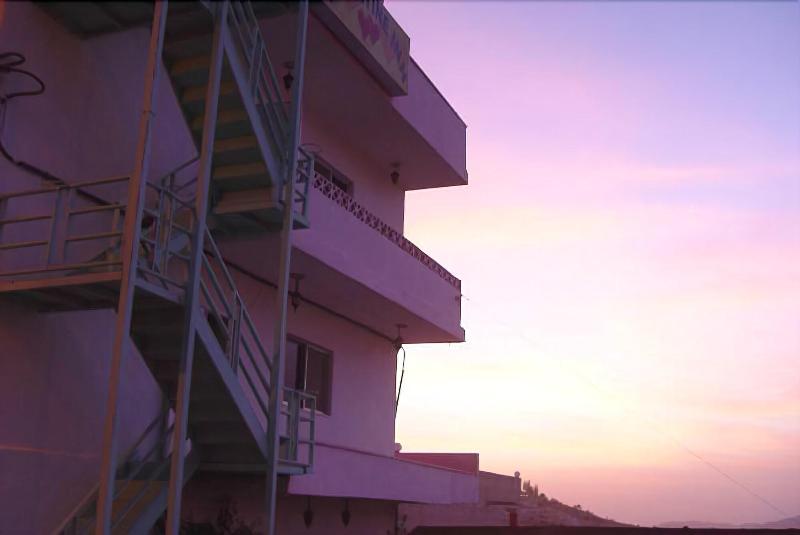 Valentine Inn image