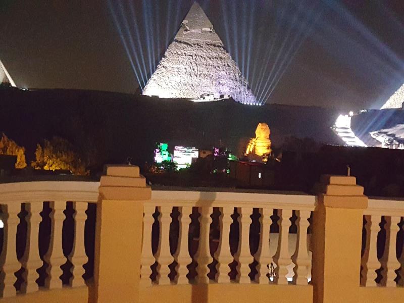 Royal Pyramids Inn image