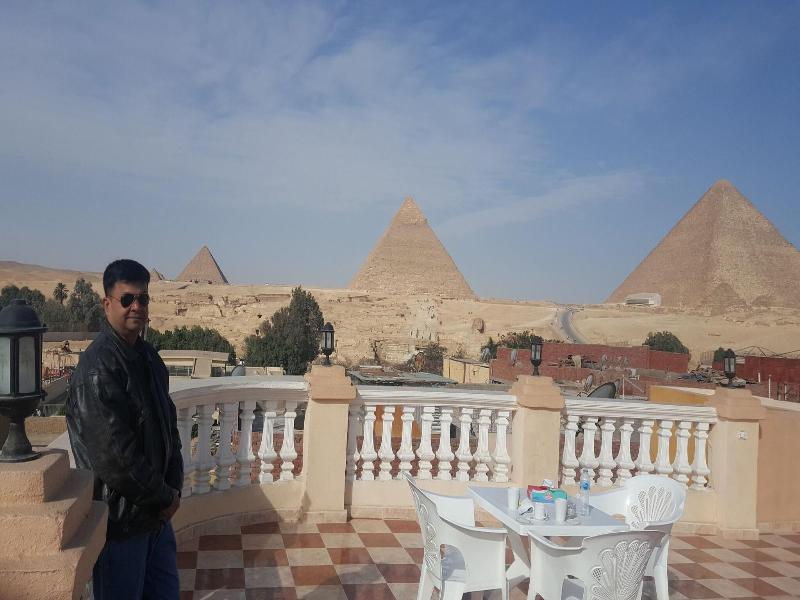 Royal Pyramids Inn image