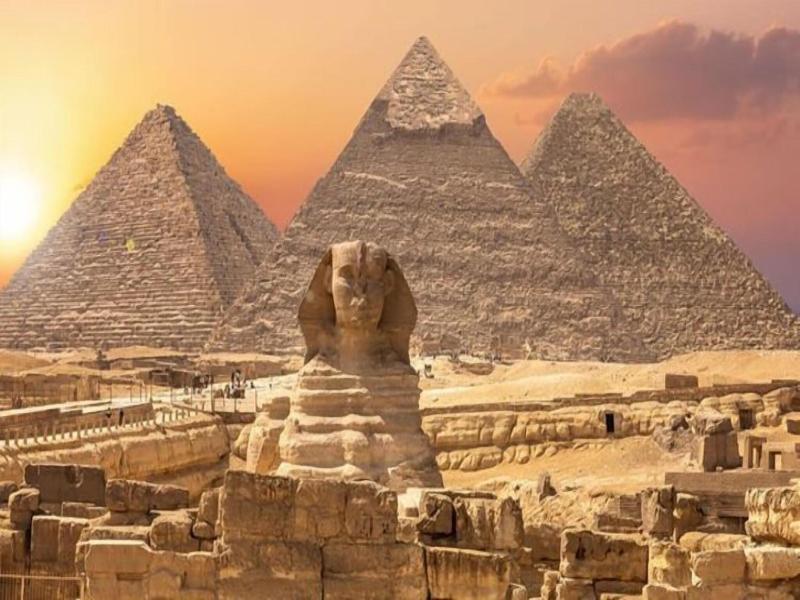 Royal Pyramids Inn image