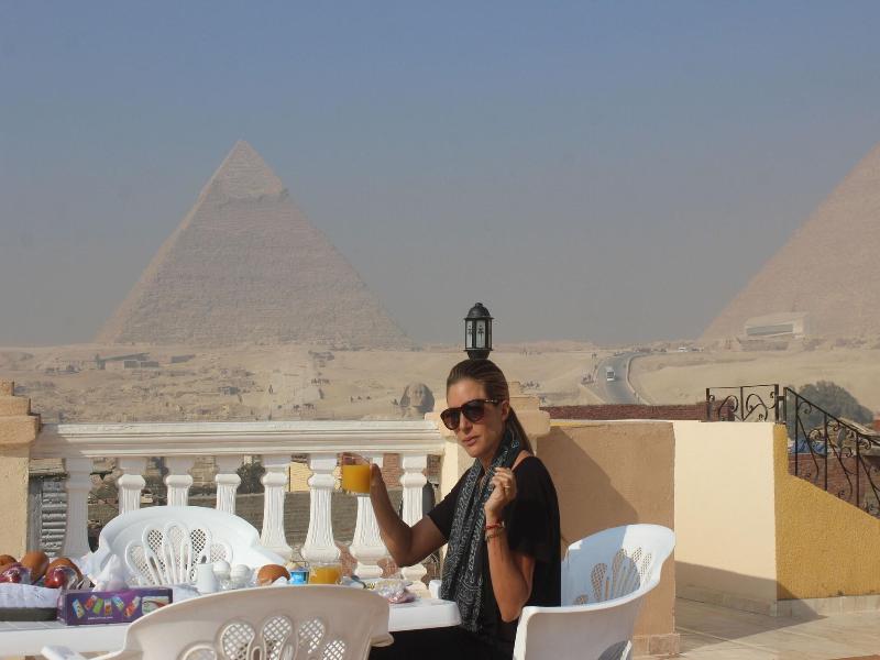 Royal Pyramids Inn image