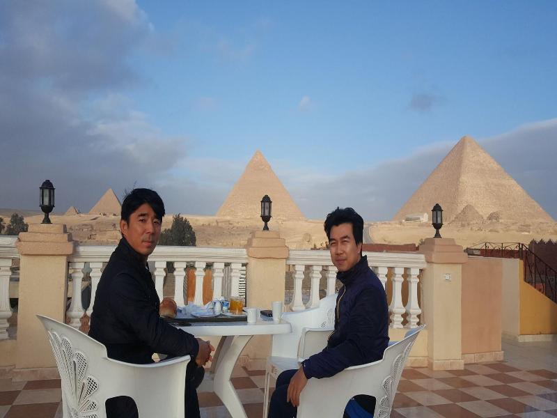 Royal Pyramids Inn image