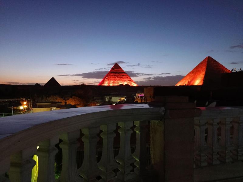 Royal Pyramids Inn image