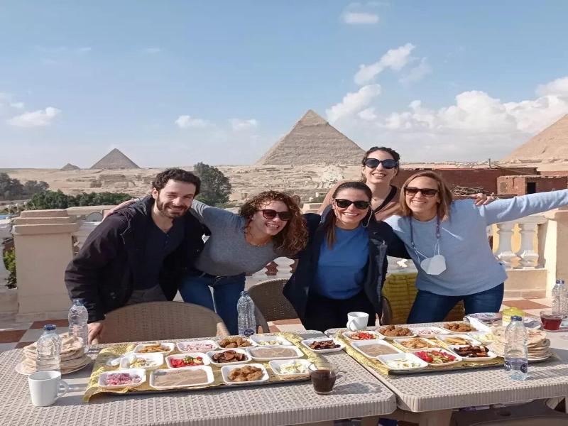 Royal Pyramids Inn image