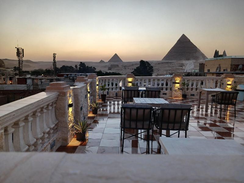 Royal Pyramids Inn image