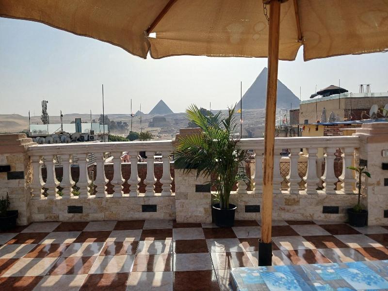 Royal Pyramids Inn image