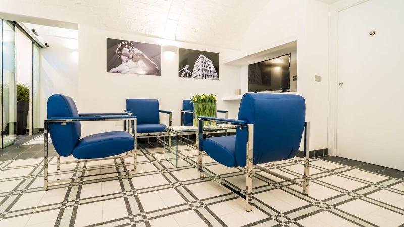 Cafe Bleu Relais image