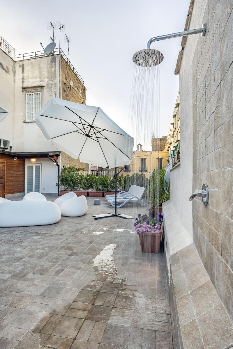 Napoli Squares Suites image