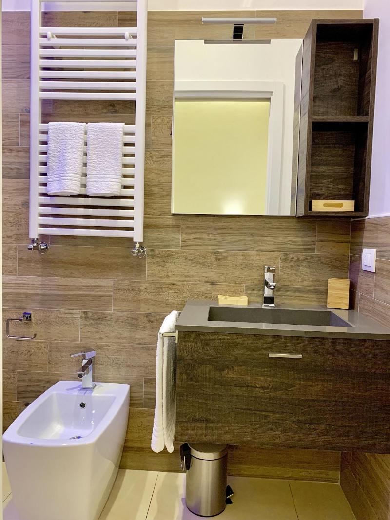 Napoli Squares Suites image