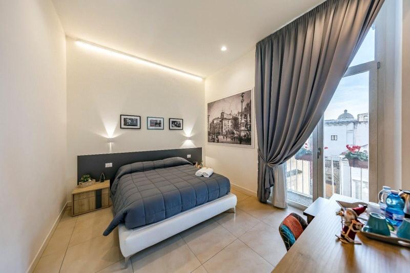 Napoli Squares Suites image