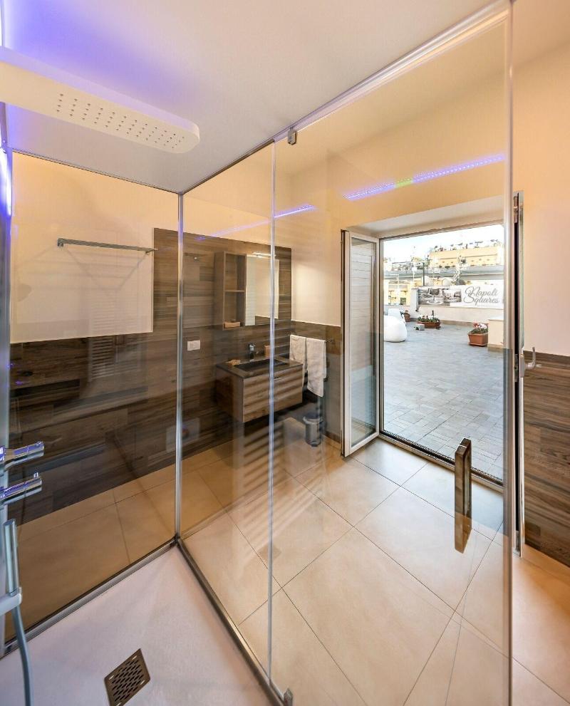Napoli Squares Suites image
