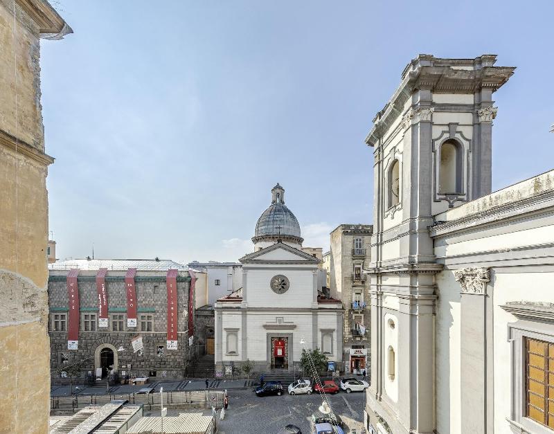 Napoli Squares Suites image