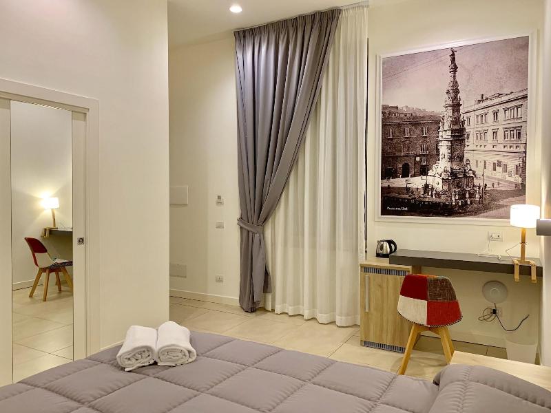 Napoli Squares Suites image