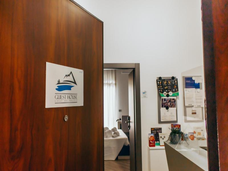Guest House Lago Di Nicito image