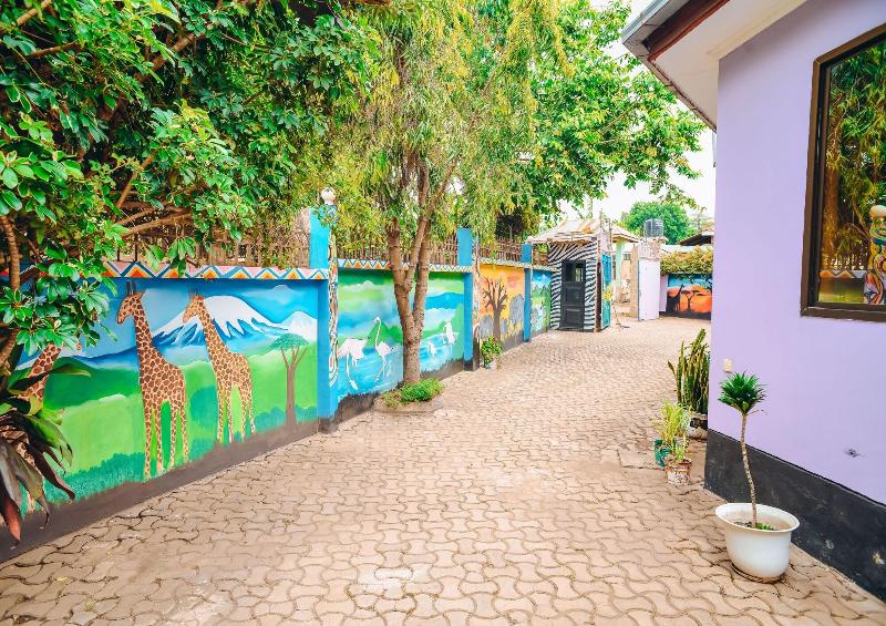 Arusha Giraffe Lodge image