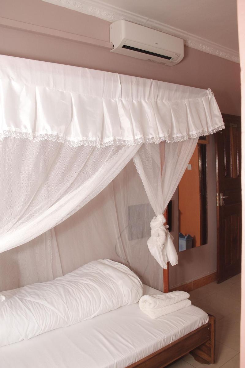 Arusha Giraffe Lodge image