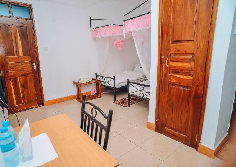 Arusha Giraffe Lodge image
