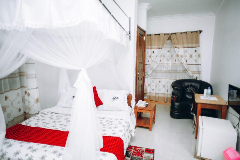 Arusha Giraffe Lodge image