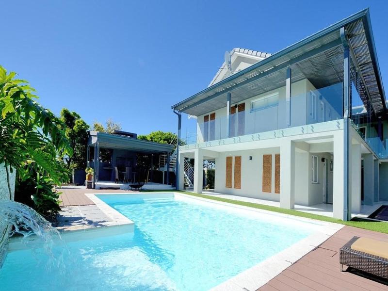 Grand Blue.D Boutique Guesthouse image