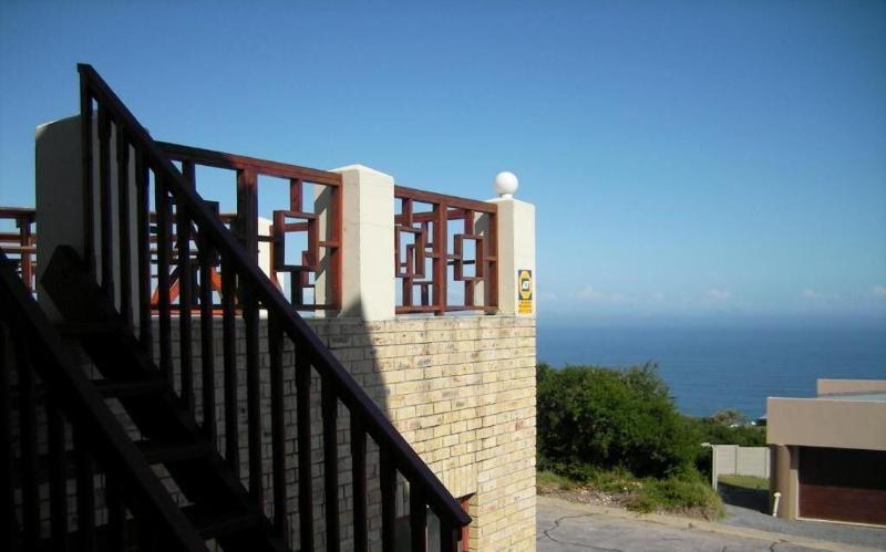 Blue Horizon Bay Guest House image