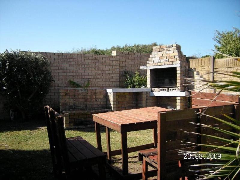 Blue Horizon Bay Guest House image