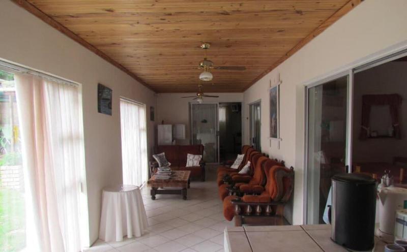 Blue Horizon Bay Guest House image