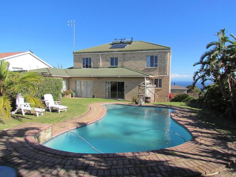 Blue Horizon Bay Guest House image