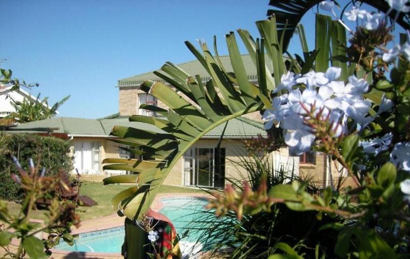 Blue Horizon Bay Guest House image